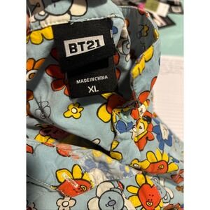 BT21 Line Friends Floral Character Print Short Sleeve Button Down Shirt Blue XL